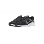 Nike Quest 5 DD0204-001 Meeste suurused EU 44.5 must