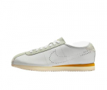Nike Cortez nahast treeningjalatsid Naistele HQ1841-100 Valge Suurus EU 38.5 valge