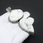 Howliidi Kivi K&auml;sit&ouml;&ouml;na Valmistatud 925 Sterling H&otilde;bedast Ripats Looduslik Howliit Kahekordse Kivi Ripats Kingitused Naistele Kingitused Talle T&auml;nup&uuml;ha Kingitused 2.75" valge