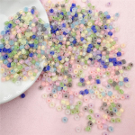 1000 tk 2,8 * 2,7 mm k&auml;sit&ouml;&ouml; materjalist k&auml;ev&otilde;rud k&otilde;rvar&otilde;ngad kaelakee jaoks ehete valmistamine akr&uuml;&uuml;list s&otilde;rmused lahtised helmed ise kreemikas v&auml;rv mood mitmev&auml;rviline