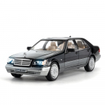 1/24 Mercedes Benz W140 S320 Diecast klassikalise auto mudeli heli ja valguse kingitus lastele 1/24-Size:21*9*6cm must