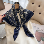 Luksuslik siidist peasall Naiste suvine Foulard Square Head Hijab sallid naistele Br&auml;ndi sallid 90*90 siidist sall Moslem Hijab