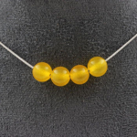 Kivid ja Mineraalid. Kaelakee 4 kollase ahhaadi 8 mm p&auml;rliga. Roostevabast terasest kett Kaelakee naistele, meestele. Kohandatav suurus.