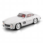 1/18 Mercedes-Benz 300SL Superauto Sulamist Auto Mudel Heli ja Valgusega T&otilde;mmatav Laste M&auml;nguasi Kogumisobjekt S&uuml;nnip&auml;evakingitus valge