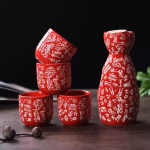 5-osaline veinikomplekt Jaapani Maneki Neko keraamiline sake komplekt (1 TOKKURI pudel 200ml ja 4 OCHOKO tassi) Lucky Cat joogin&otilde;ud