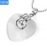 Euroopa ja Ameerika naturaalsest kristallist kivist s&uuml;damekujuline ripats, lihtne lehekaare imitatsioon, populaarne Tanabata kaelakee white crystal