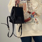 2023. aasta uus mitmek&uuml;lgne seljakott naiste v&auml;ike retro stiilis naiste k&auml;ekott