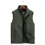 Meeste suures suuruses avara vestiga &uuml;lemine vest M sinine