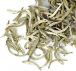 100 g h&otilde;ben&otilde;ela valge tee &ndash; Baihao Yinzhen Silver Tips lahtiste lehtede valge tee