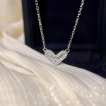 Armastus Kaelakee Naistele Suvine Ni&scaron;i Disain Sense Ins Wind Rangelaba kett S&uuml;damekujuline Ripats Korea Versioon Kerge Luksuslik Roostevabast Terasest kaelakett