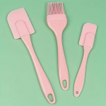 3-osaline vastupidav silikoonist spaatli- ja kondiitritoodete harjade komplekt &ndash; kuumakindel, mittenakkuvad k&ouml;&ouml;git&ouml;&ouml;riistad tugeva s&uuml;damikuga k&auml;epidemetega, n&otilde;udepesumasinas pestav sinine