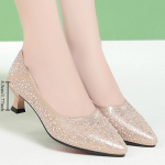 K&otilde;rge kontsaga moekatuse litritega helmestega nahast kingad kevad ja s&uuml;gis naiste &uuml;ksikud kingad 39