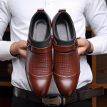 Meeste PU-nahast kleidikingad Mood Meeste &auml;rikleitid P&auml;ikesepunased mustad kingad Oxfordi hingavad pidulikud pulmakingad Sz38-48 38 pruun