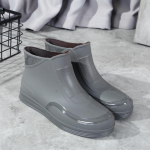 Uued naiste vihmasaapad veekindlad jalan&otilde;ud, libisemiskindlad madalad l&uuml;hikesed vihmasaapad, veekingad Paks tald, paksendatud puuvillased soojad vihmasaapad 44 hall