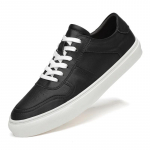 Uued meeste valged tossud vabaajajalatsid meestele mugavad jalutusk&auml;imiseks sobivad jalan&otilde;ud k&otilde;ikide riietega sobivad ehtsast nahast meeste jalatsid rula jaoks 45 must