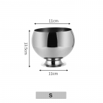 Roostevabast terasest j&auml;&auml;&auml;mber p&otilde;hjamaise stiiliga kaasaskantav jahuti &auml;mber KTV restorani pidu punase veini &scaron;ampanja j&auml;&auml;&auml;mber