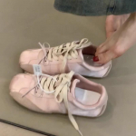 Madalad kingad Naiste tossud Mood Vabaaeg Sport Jooksujalatsid Suvised mokassiinid 2025 Uus br&auml;nd Jalatsid Trend Disainer Naiste kingad 35 roosa