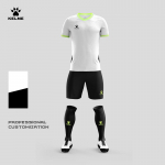 KELME t&auml;iskasvanute Pro jalgpallis&auml;rk ja l&uuml;hikesed p&uuml;ksid komplekt S