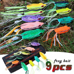 Topwater Frog Lure Pehme kalap&uuml;&uuml;gi landi komplekt 9 tk koos tarvikute karbiga Bass Pike Snakehead Dogfish Mussky jaoks 9pcs&box