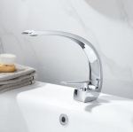 Kuldne valamusegisti must valamusegisti &uuml;he k&auml;epidemega vannitoa valamusegisti valamusegisti kraanide segisti vannitoas