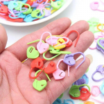 10 tk Plastikust vaigust v&auml;ike klamber lukustav pistemarkerid heegeldatud riiv kudumist&ouml;&ouml;riistad n&otilde;elaklambri konks Segav&auml;rviline &otilde;mblust&ouml;&ouml;riist 10pcs random mitmev&auml;rviline