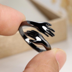 Vintage kallistavad k&auml;ed armastuss&otilde;rmus Reguleeritav avamiss&otilde;rmus meestele naiste pulmapeo paarile ehted s&otilde;brap&auml;eva kingitused must