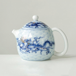 Metallist inkrustatsiooniga sinine ja valge draakon teekann &Uuml;ks keraamiline portselan Hiina kungfu draakon valmistamispott Pu'er teele