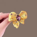 Suvine kokkupuutevastane pross: Moodne ja luksuslik kaelarihm naistele.