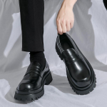 Meeste Mokassiinid Elegantsed K&otilde;rgendavad Kingad Klassikalised Nahast Paksude Taldadega Creepers Platvormkingad EU: 38 must