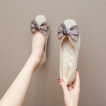 Suur number Uued naiste kevadmoe &uuml;marate ninadega madalad kingad, ilusad paelaga mokassiinid t&uuml;drukutele, pehmed paatkingad 43 roheline