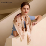 MARJA KURKI 100% mooruspuu siidist sall 90x90cm