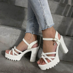 Uued suvemood naiste platvormiga sandaalid, paksu tallaga &uuml;lik&otilde;rge kontsaga rooma kingad 40 valge