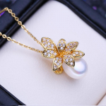 LSOOYH looduslik magevee suur riisip&auml;rli ripats Klassikaline lilledega ripats kaelakeed naistele t&uuml;drukule s&uuml;nnip&auml;evaks kingitus valge