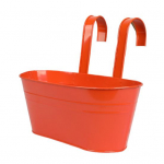 Metallist rippuv istutusmasina aken Lilletaimehoidja &auml;ravooluavadega Eemaldatav kahe konksuga lillepott r&otilde;dupiirdeaia jaoks valge