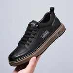 Meeste hingavad pehme tallaga sussid vabaaja tossud - valged 44