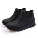 Uus Mood Meeste Kummikud Kummikud Platvormiga Pahkluukingad 2024 Suvi Slip-on Paaride Kingad Meeste T&ouml;&ouml;kingad Botines Mujer 36