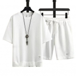 Vabaaja varustus Trendikas pingutusn&ouml;&ouml;r p&otilde;lvede pikkune vabaaja varustus Vahvli tekstuuriga T-s&auml;rk Laia s&auml;&auml;rega l&uuml;hikesed p&uuml;ksid vaba aja riietus igap&auml;evane r&otilde;ivas M