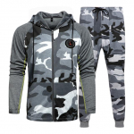 Meeste komplektid Camouflage Vabaaja dressipluus Kevadine Camo jope + p&uuml;ksid Komplektid Meeste spordir&otilde;ivad Kapuutsiga dressipluus Dressipluus V&auml;ljas XXL