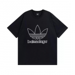 Adidas Originals x Balenciaga T-s&auml;rk Unisex Must IL8282 1