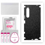 apgo kaitsev nahakleebis tagak&uuml;ljele ja k&uuml;lgedele, mis &uuml;hildub Sony Xperia 1 IV-ga, t&auml;iskile, foolium, vin&uuml;&uuml;l &ndash; mustriga k&auml;rgstruktuuriga muster