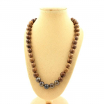 Pierres et Min&eacute;raux. Collier perles Saphir de Mogok, Birmanie, Myanmar Qualit&eacute; 2A + bois 8 Collier femmes, hommes. Taille personnal