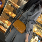 Pehme nahast kott naistele kevad-suve trendikas vabaaja mitmek&uuml;lgne &otilde;lakott moekas lihtne &uuml;he &otilde;la kaenlaalune kott