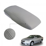 Keskkonsooli kaane k&auml;etoe nahkkate, hall, sobib Toyota Camry 2007-2011 mudelile