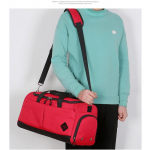 Reisi Crossbody kott Meeste Suure mahutavusega kuiv ja m&auml;rg eraldatav pagasikott Sport Fitness &otilde;lakott one size punane