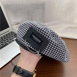 Vintage ruuduline ketiga m&uuml;ts Lahe moodne jaapani nokam&uuml;tsidega metallist plaaster barett Elegantne armas trendikas t&auml;navamaalija m&uuml;ts 56-58cm must