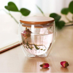 Kuumakindel teeklaasist tass bambuskattega puhas topeltseinaga klaaskruus, kohv K&auml;sitsi valmistatud loominguline l&auml;bipaistev joogin&otilde;u 250 ml