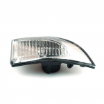 BSP602-2 1-osaline k&uuml;lgmise tiivapeegli indikaatorlambi objektiiv parempoolne 261609550R Renault Megane MK3 Fluence Latitude Laguna jaoks