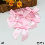 20 tk 85*85 mm roosat satiinpaelast valmistatud dekoratiivvibu, v&auml;ike paelake, kingilill, pulmavibu k&auml;sit&ouml;&ouml;ks, ise tegemiseks A5