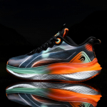 Meeste Kingad Tossud meeste vabaaja Meeste kingad tennised Luksuslikud kingad Treener Race Hingavad jalan&otilde;ud mood jooksujalatsid naistele 39