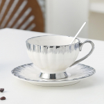 Cappuccino tassid alustassidega k&uuml;hvel, 200ml portselanist espressotasside komplekt, keraamilised t&uuml;rgi kohvitassid, tee piimakruus latte, mocha, valge